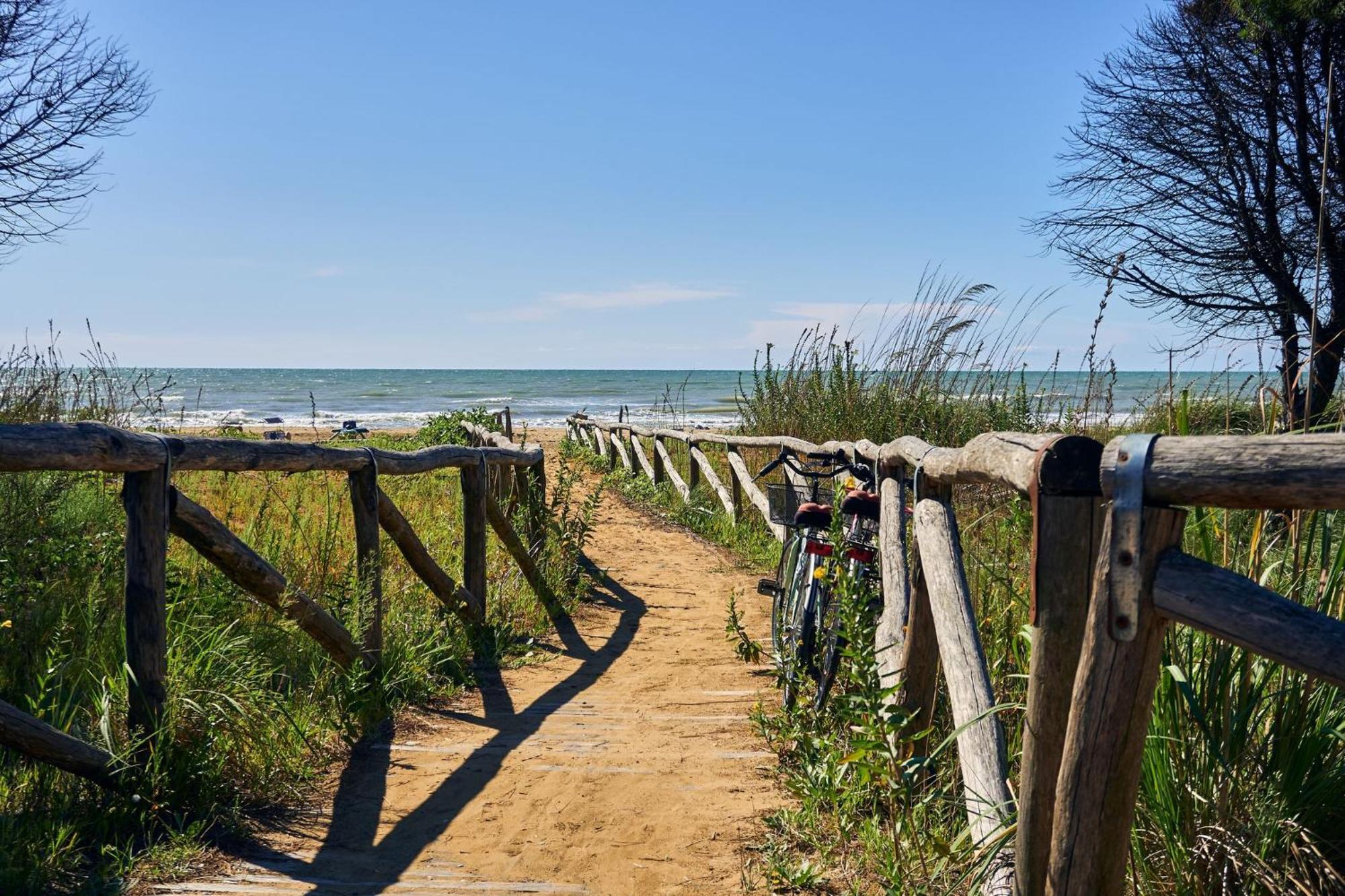 A Comfortably Furnished Flat Near The Sea